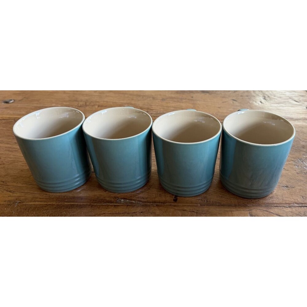 Le Creuset Stoneware London 12 oz 350 ml Mugs Set of 4 Pearlized Caribbean NEW - Picture 4 of 8